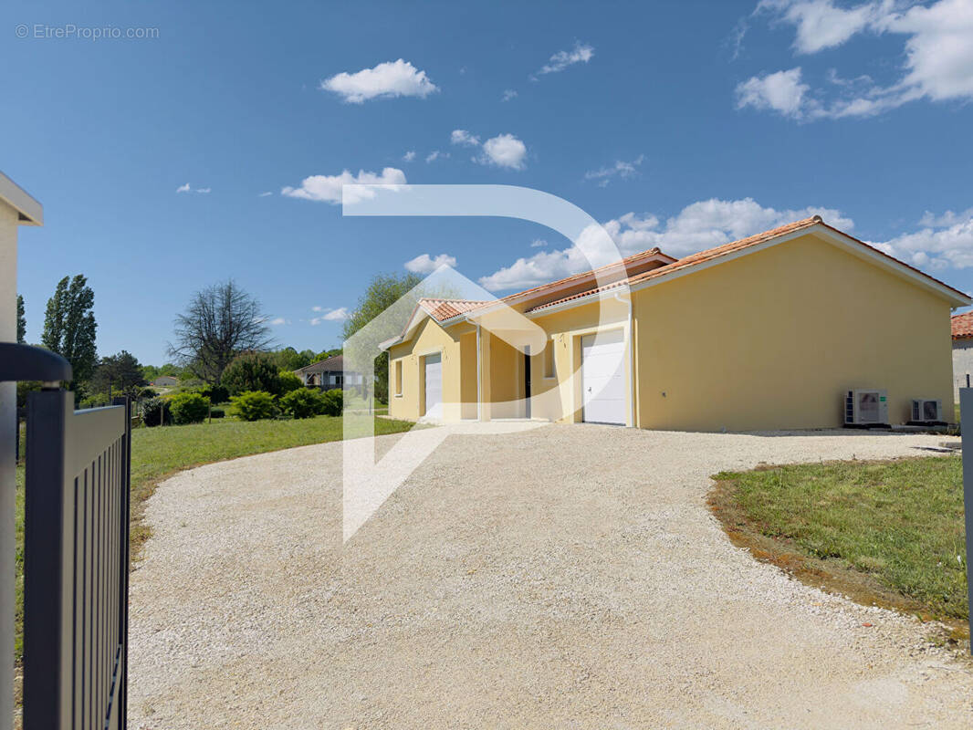 Maison à PRIGONRIEUX