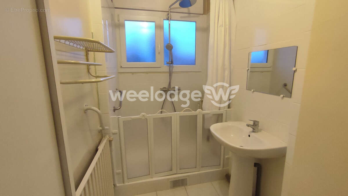 Appartement à SARTROUVILLE