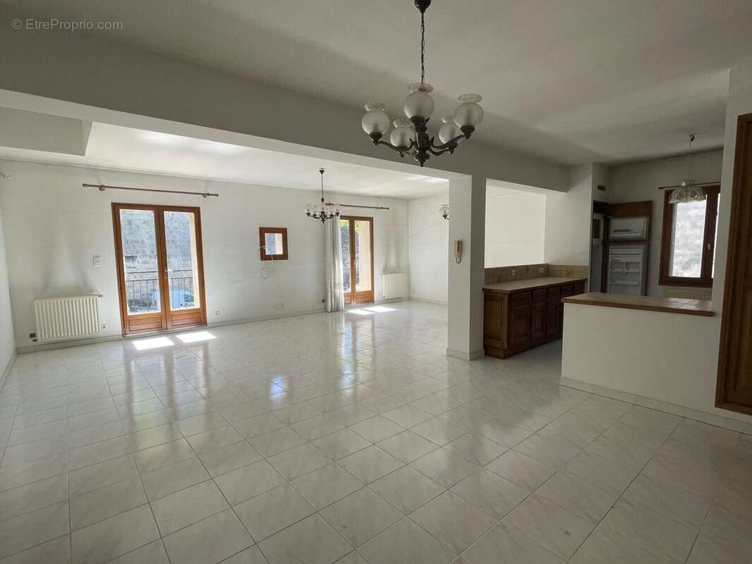 Photo 2 - Maison à AIGUES-MORTES