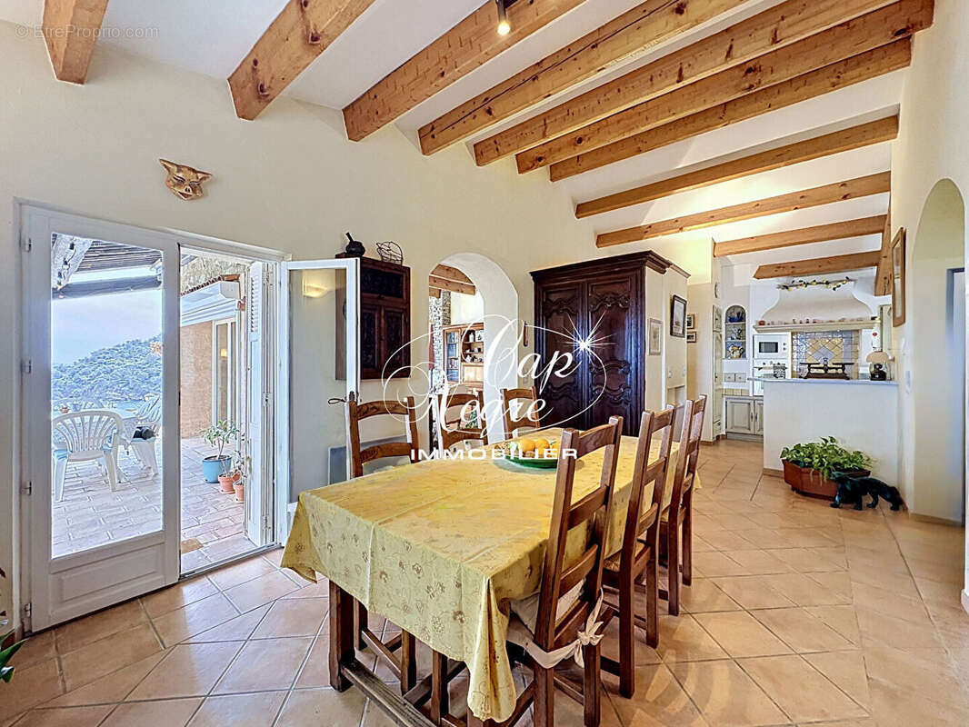 Maison à RAYOL-CANADEL-SUR-MER