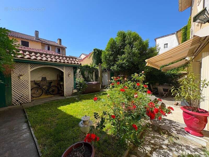 Maison à MIRANDE