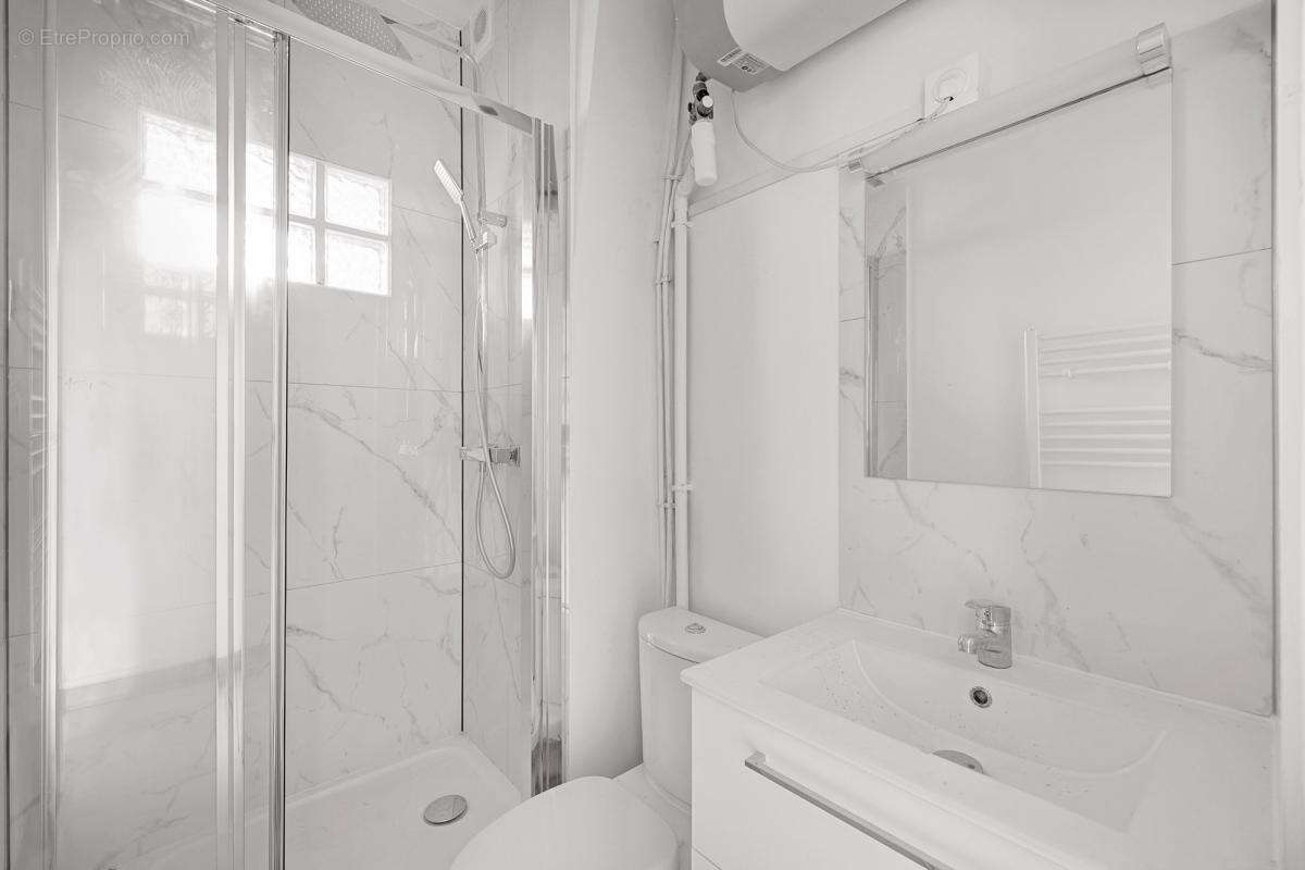 Appartement à PARIS-20E