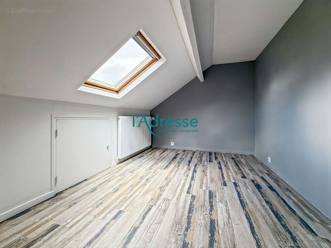 Maison à OINVILLE-SUR-MONTCIENT