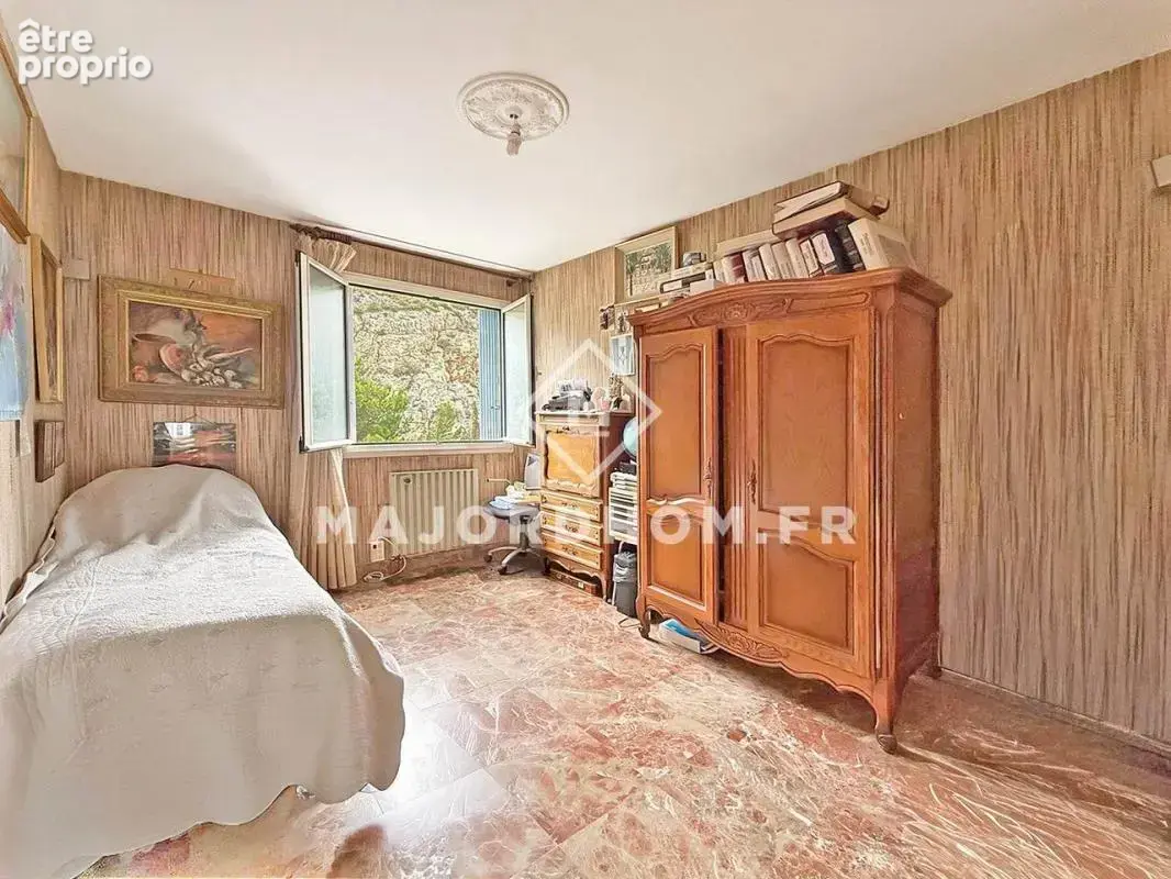 Vend T5 transformée en T3 calme Vue Mer Super Rouvière 13009 - photo 17