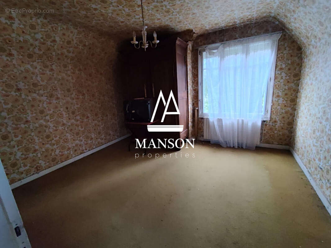 Maison à POMMERIT-LE-VICOMTE