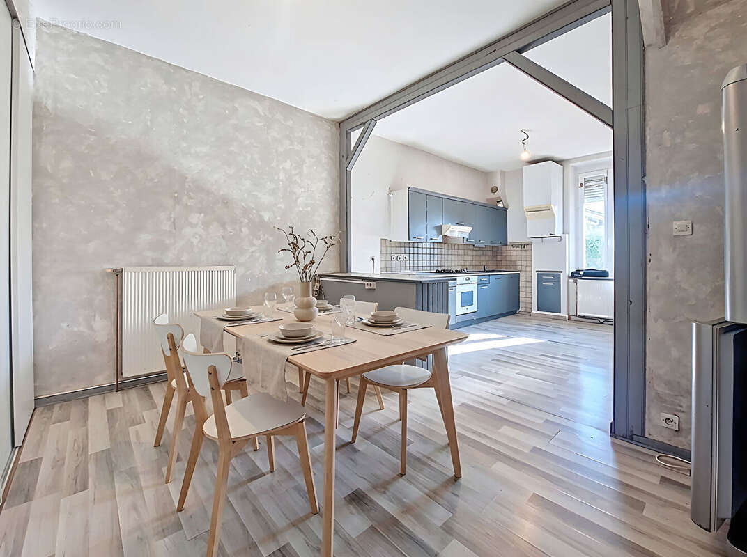 Maison à AMBERIEU-EN-BUGEY