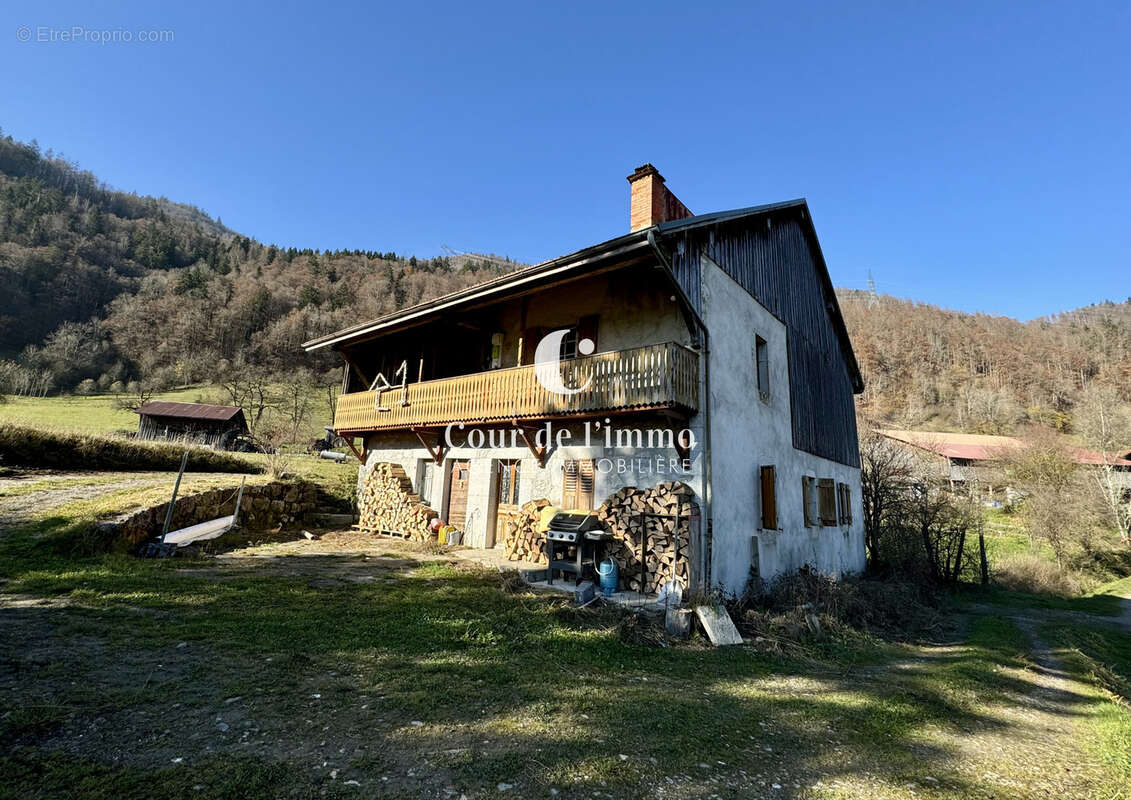 Maison à MEGEVETTE
