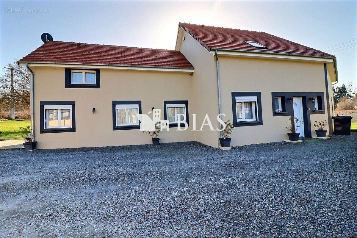 Maison 230 m² à Pont-L'eveque  - photo 7