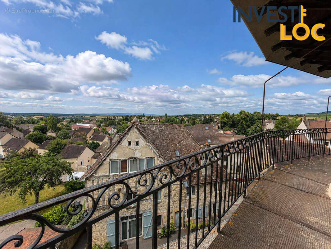 Appartement à BUXY