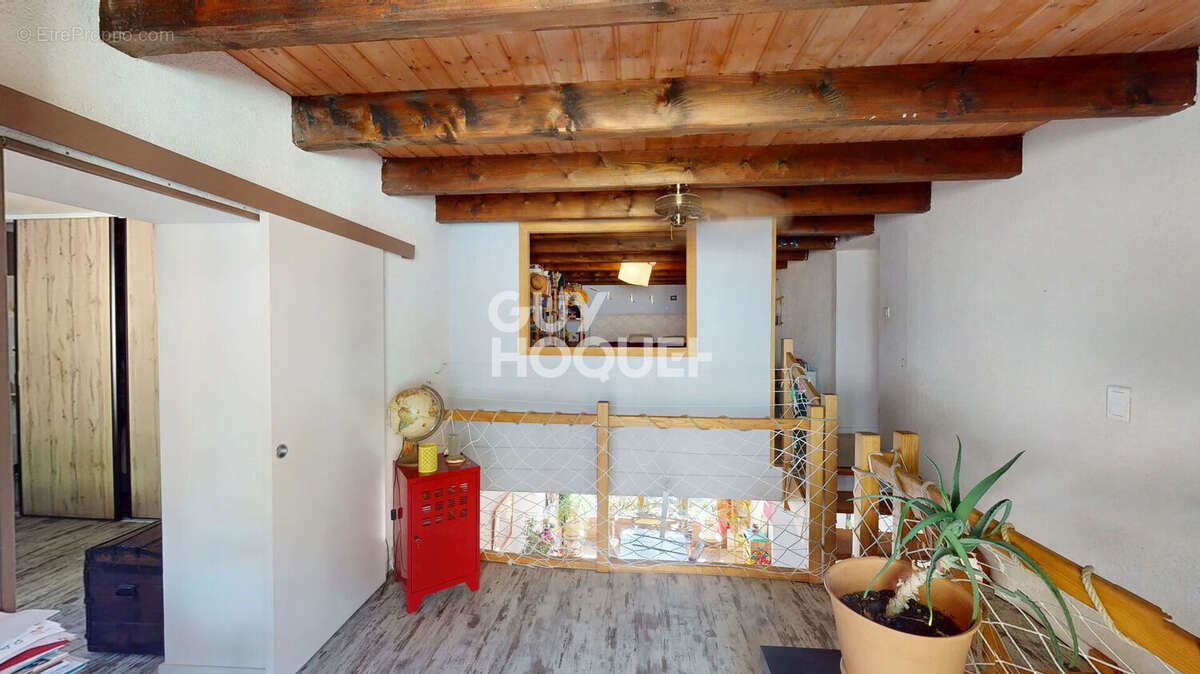 Maison Velleguindry Et Levrecey - photo 9