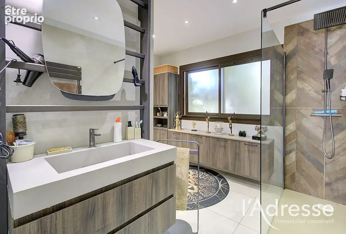 Maison FURIANI  7 pièces 207 m2  avec piscine . - photo 18
