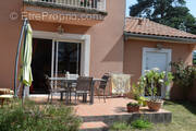 Appartement à AUSSILLON