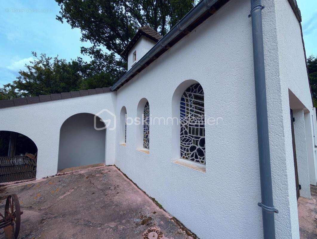 Demeure familiale de 171 m², dépendances et chapelle sur un parc de 5100 m² - photo 28
