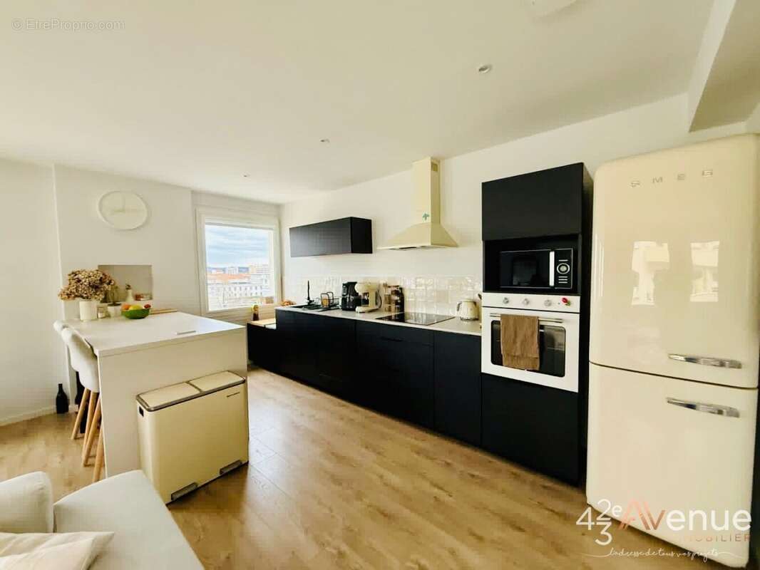 Appartement à SAINT-ETIENNE