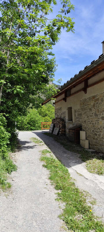Vaste maison dans hameau au calme - photo 26