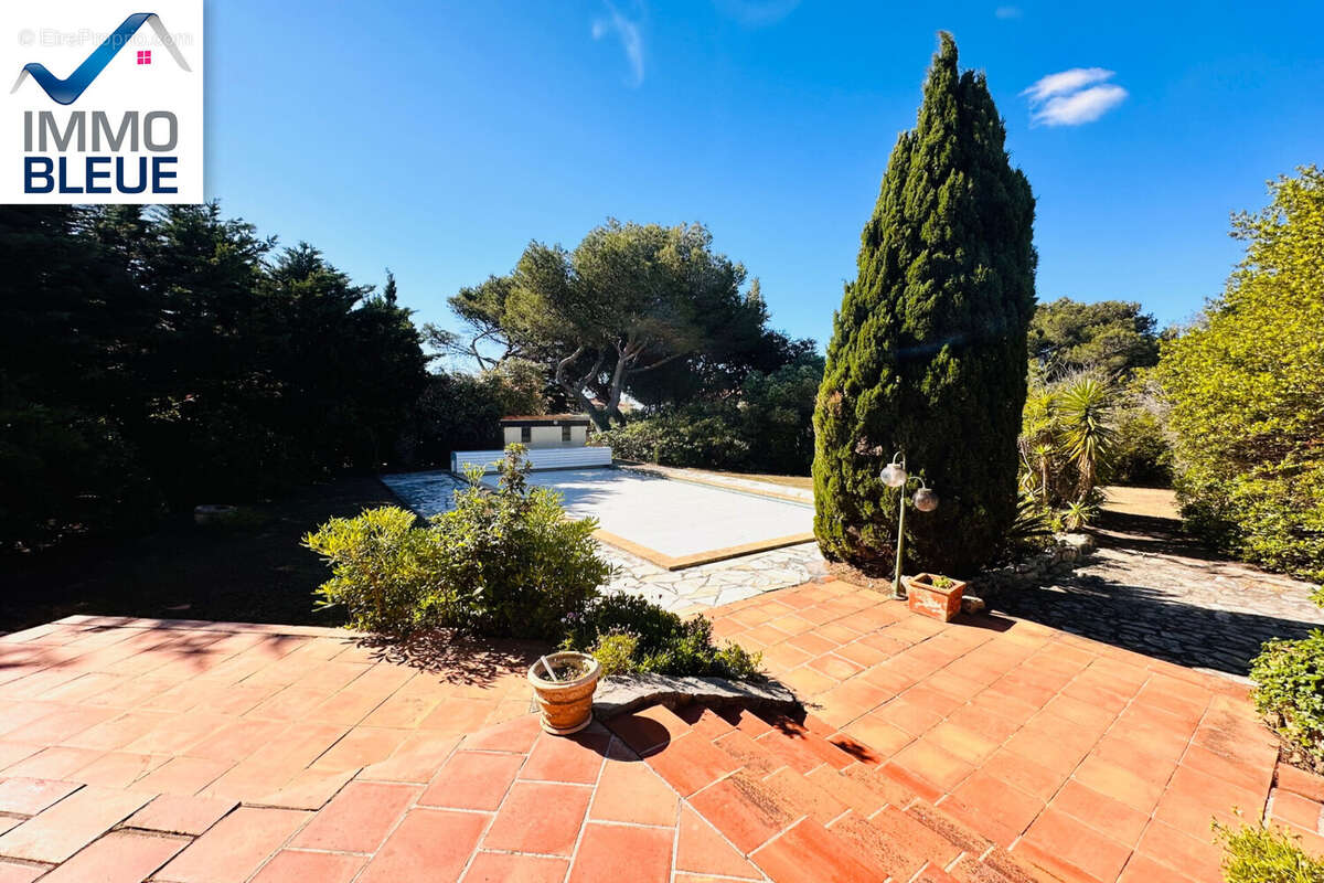 Maison à SAUSSET-LES-PINS