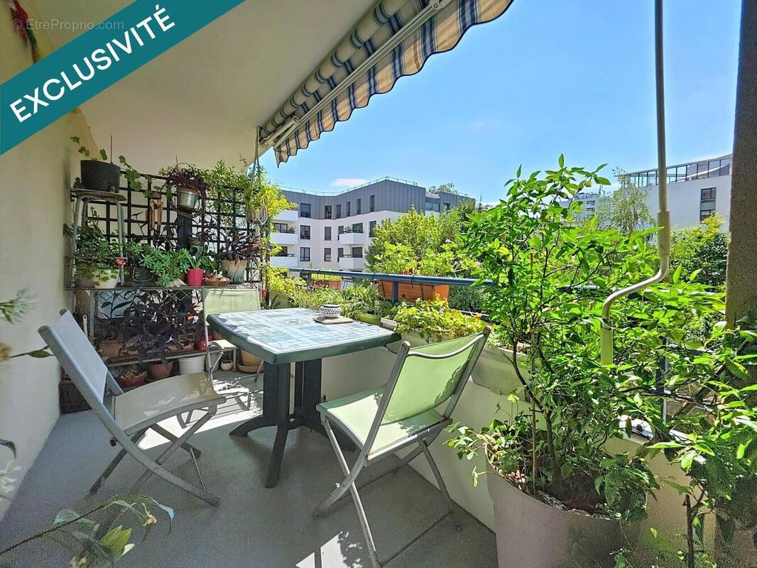 Photo 1 - Appartement à LES LILAS