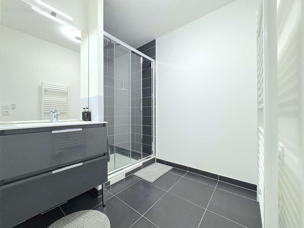 Appartement à L'ETANG-LA-VILLE