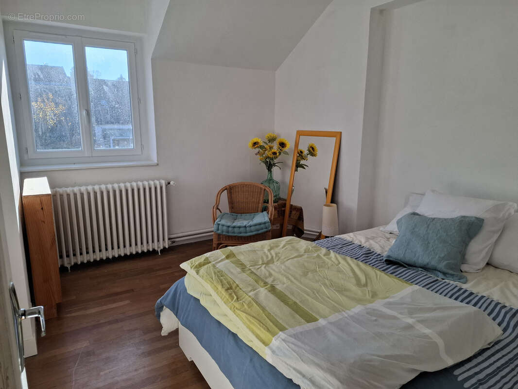 Maison à SAINT-YRIEIX-LA-PERCHE