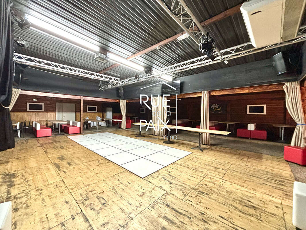 Commerce à PARTHENAY