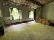 Appartement à SALERNES