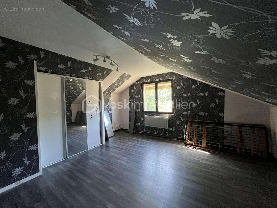 Pavillon - 114 m² - 5 pièces - photo 15
