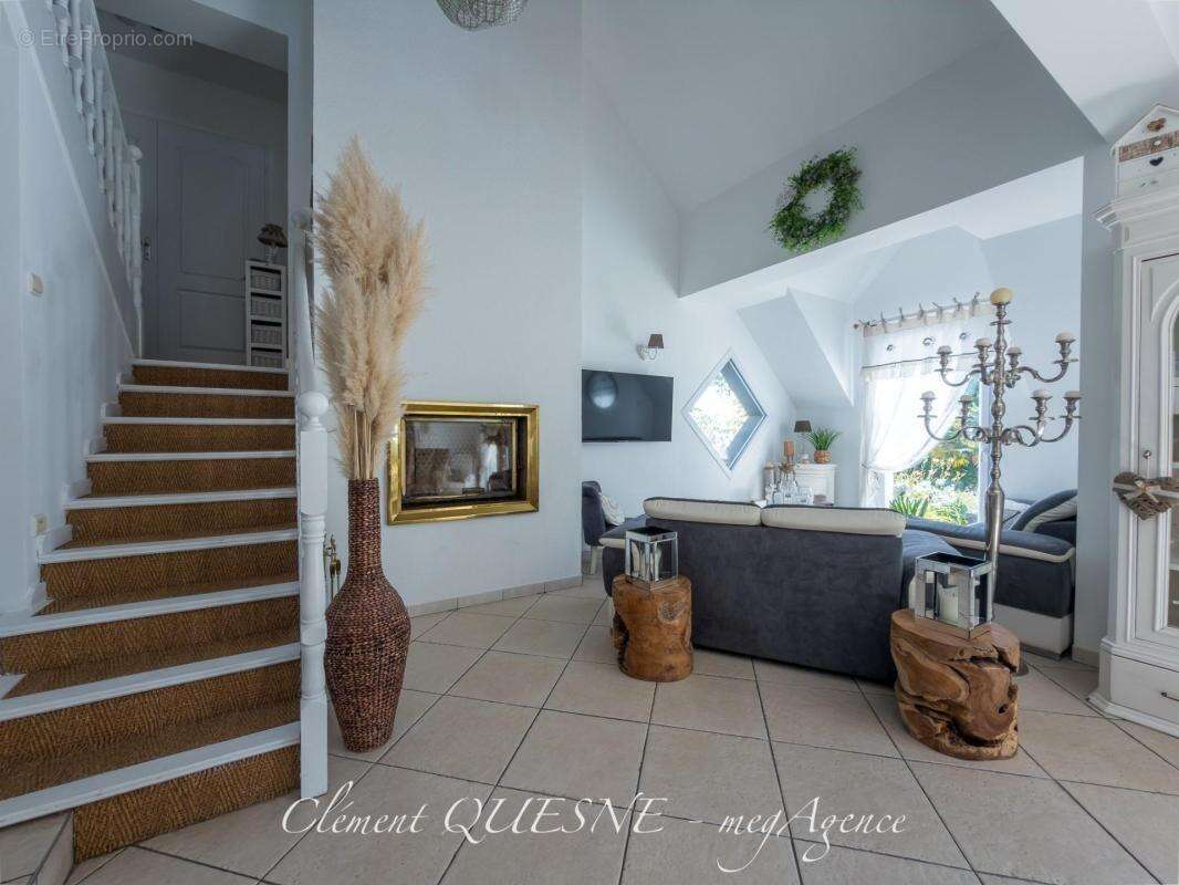 Maison à SAINT-NICOLAS-D'ALIERMONT
