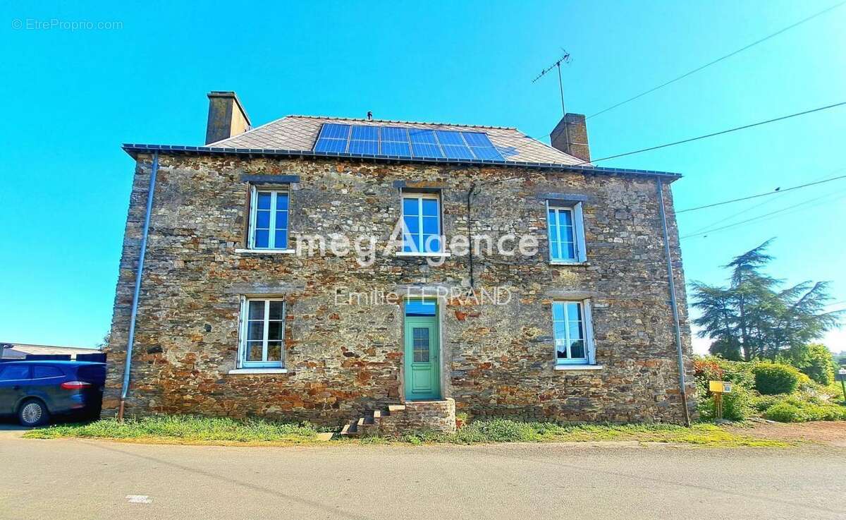 Maison à SAINT-MICHEL-ET-CHANVEAUX