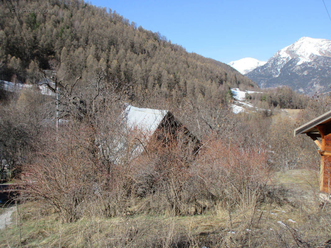 Terrain à RISOUL
