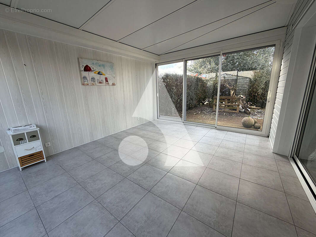 Maison à LES MATHES