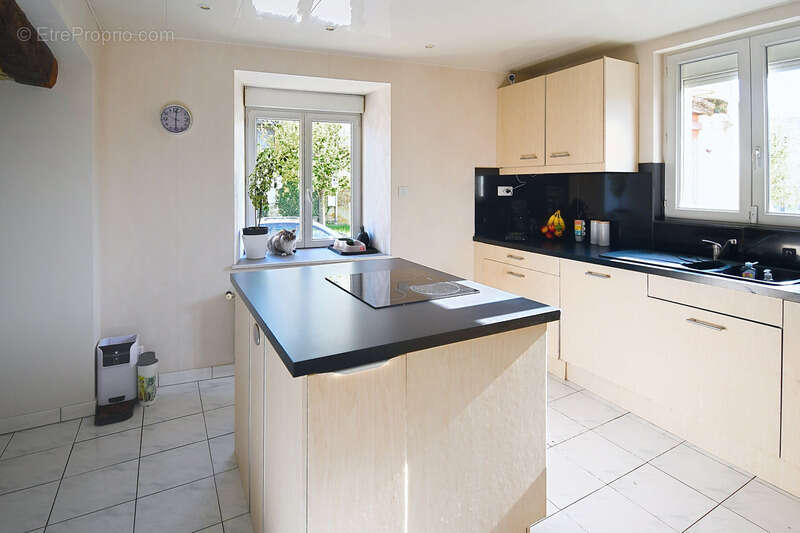 Maison à NOUILLONPONT