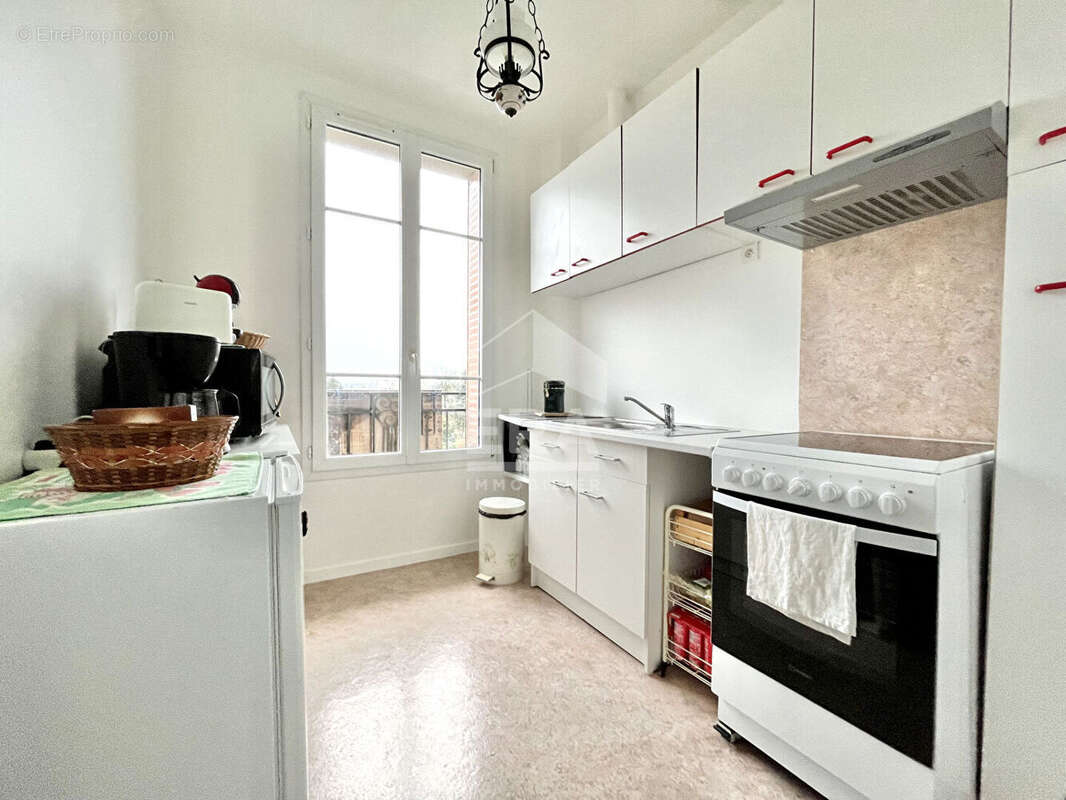 Appartement à SARTROUVILLE