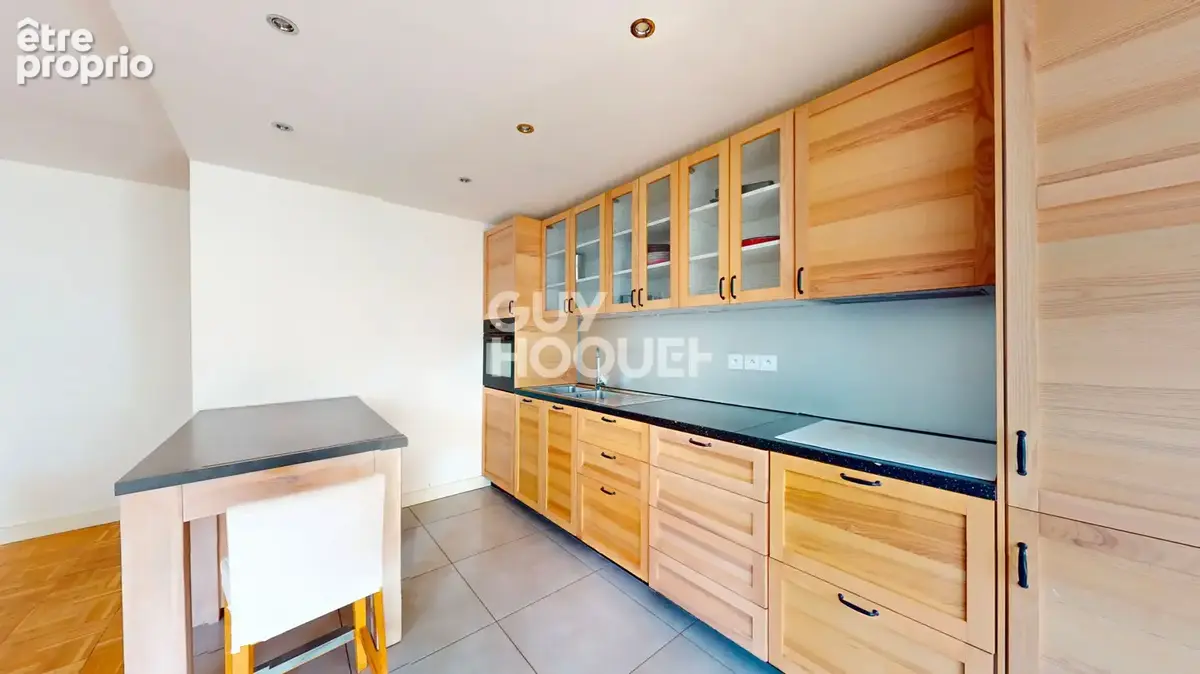 Annecy - manoir / novel  t5 de 90.79 m²  cave  dpe c - photo 6