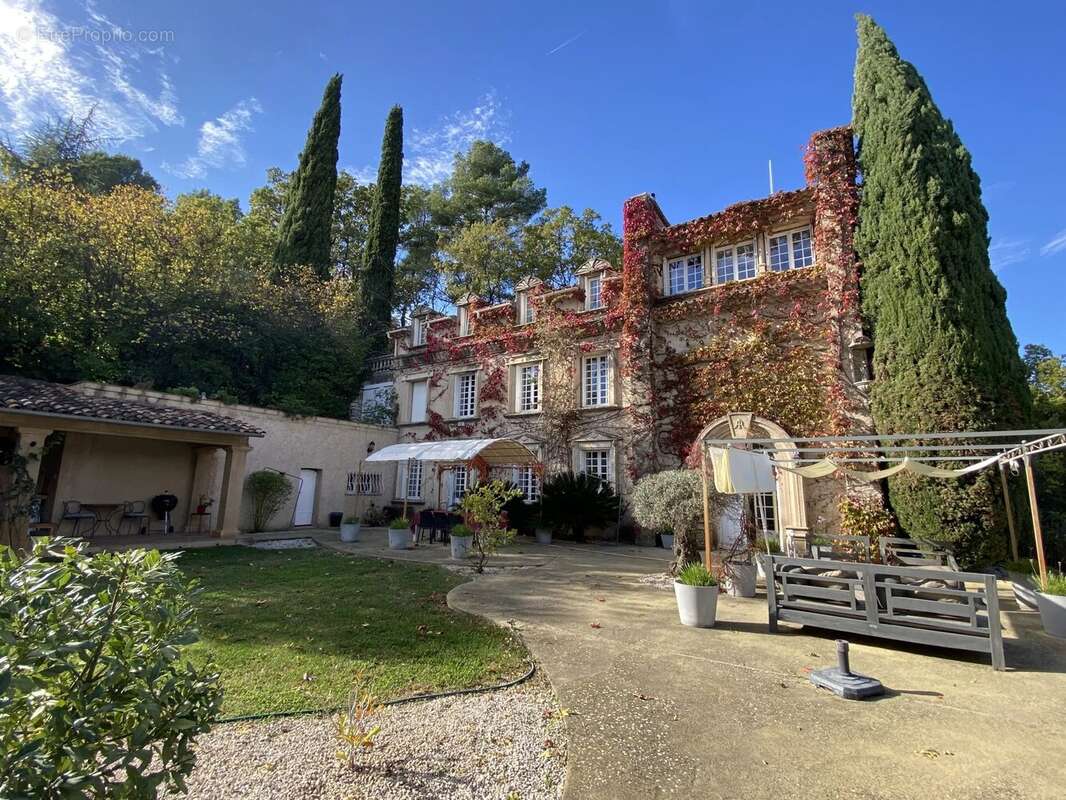 Maison à DRAGUIGNAN