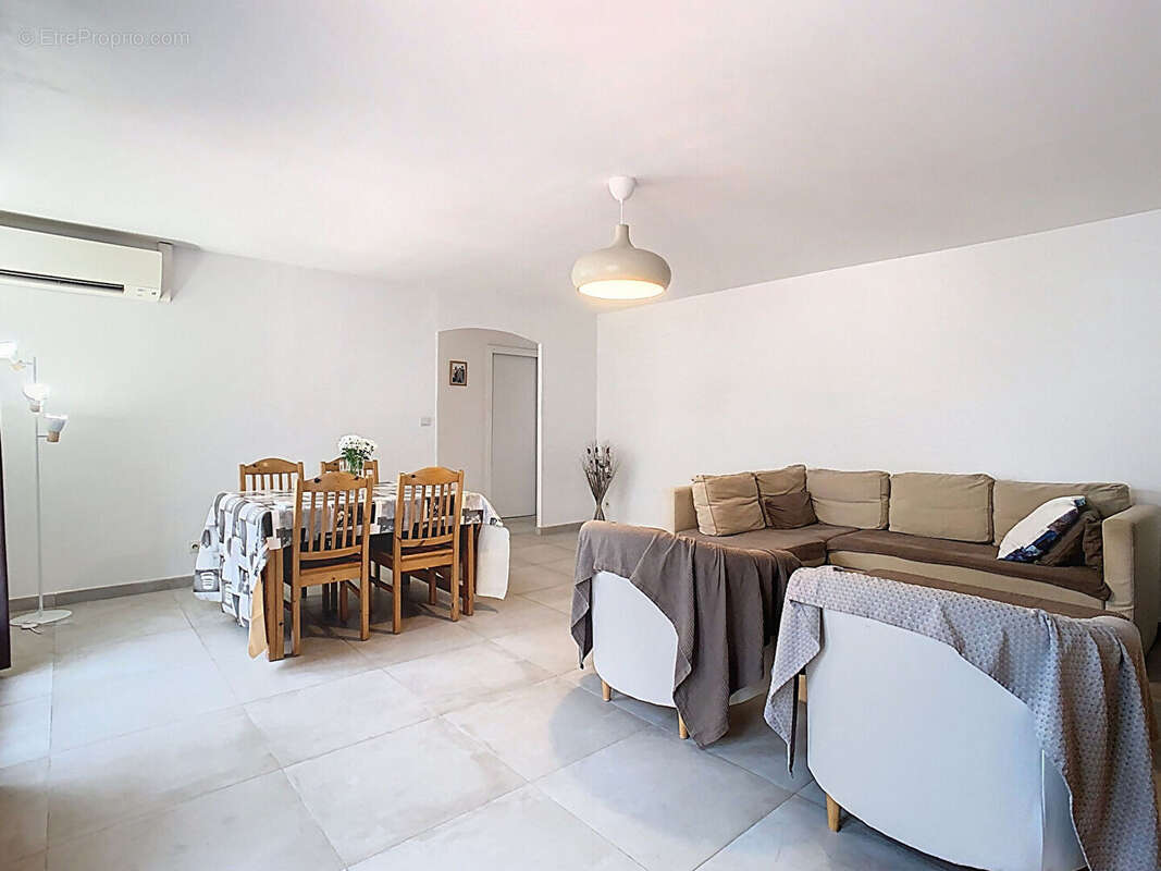 Maison à GIGNAC-LA-NERTHE