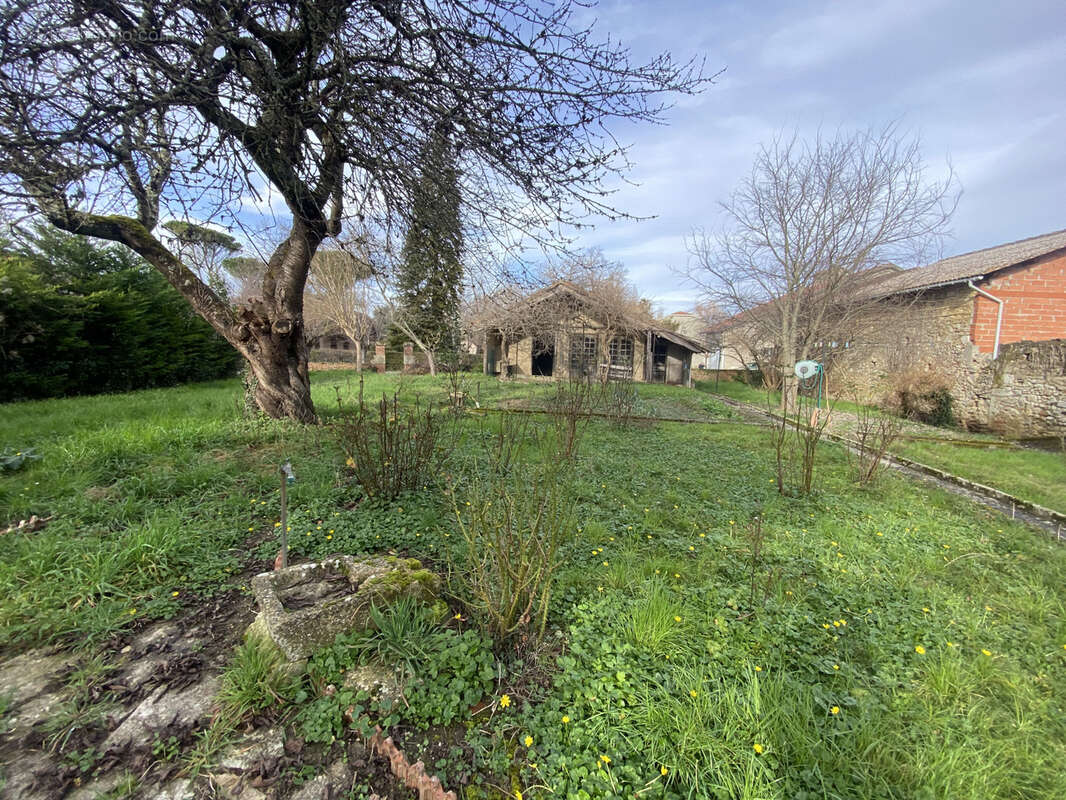 Maison à LOMBEZ