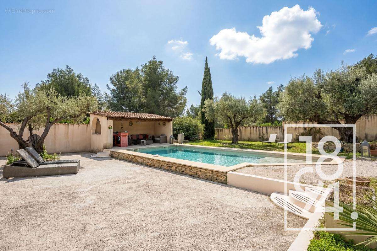 Maison à LA CADIERE-D'AZUR