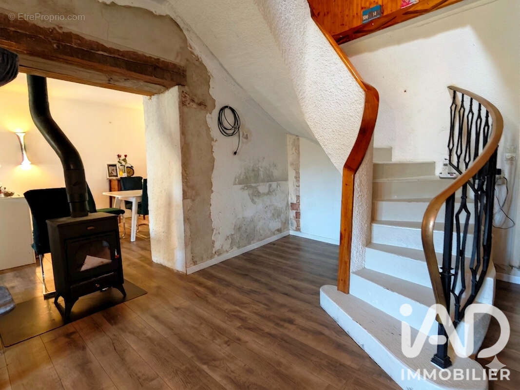 Maison 176 m² à Aulnay  - photo 8