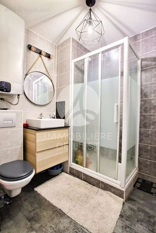 Appartement à LYON-8E