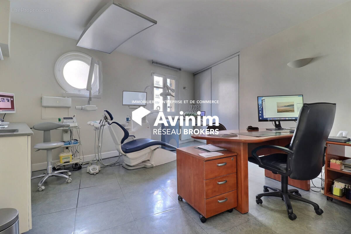 Commerce à COLOMBES