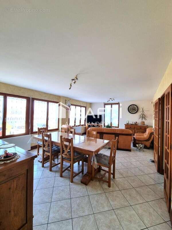 Photo 3 - Maison à CONCEVREUX