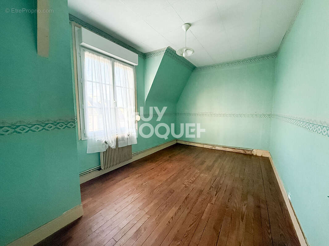 Maison à MAY-SUR-ORNE