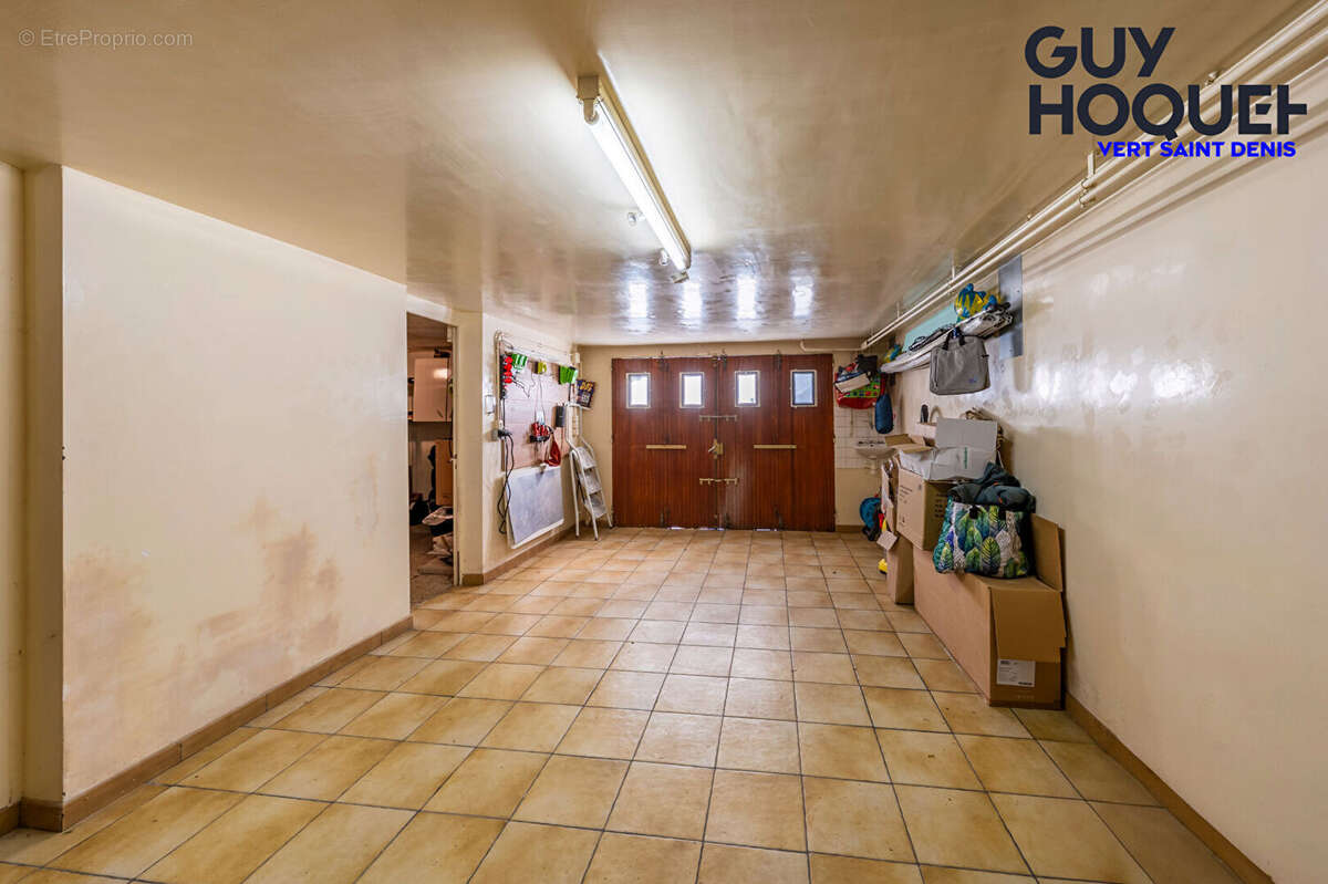 Maison à VERT-SAINT-DENIS