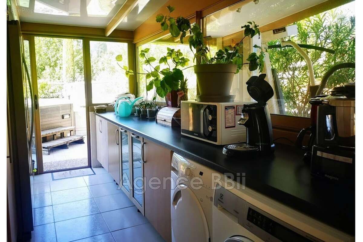 Appartement 90 m² à Mandelieu-La-Napoule  - photo 5
