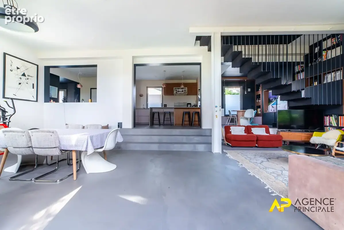 Maison de prestige à vendre à Colombes - 6 pièces, 136 m², jardin et stationnement - photo 6