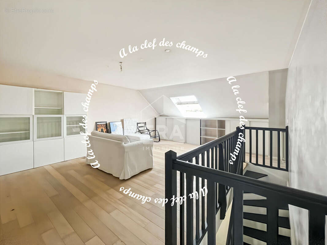 Maison à SAINT-REMY-LES-CHEVREUSE