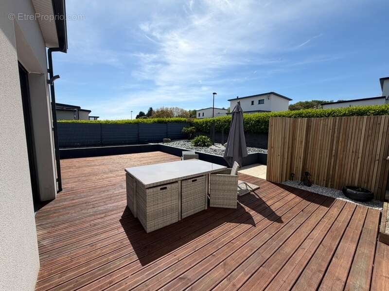 Superbe Maison contemporaine lumineuse avec terrasse et suite parentale – à découvrir ! TREGLONOU (29) - photo 3