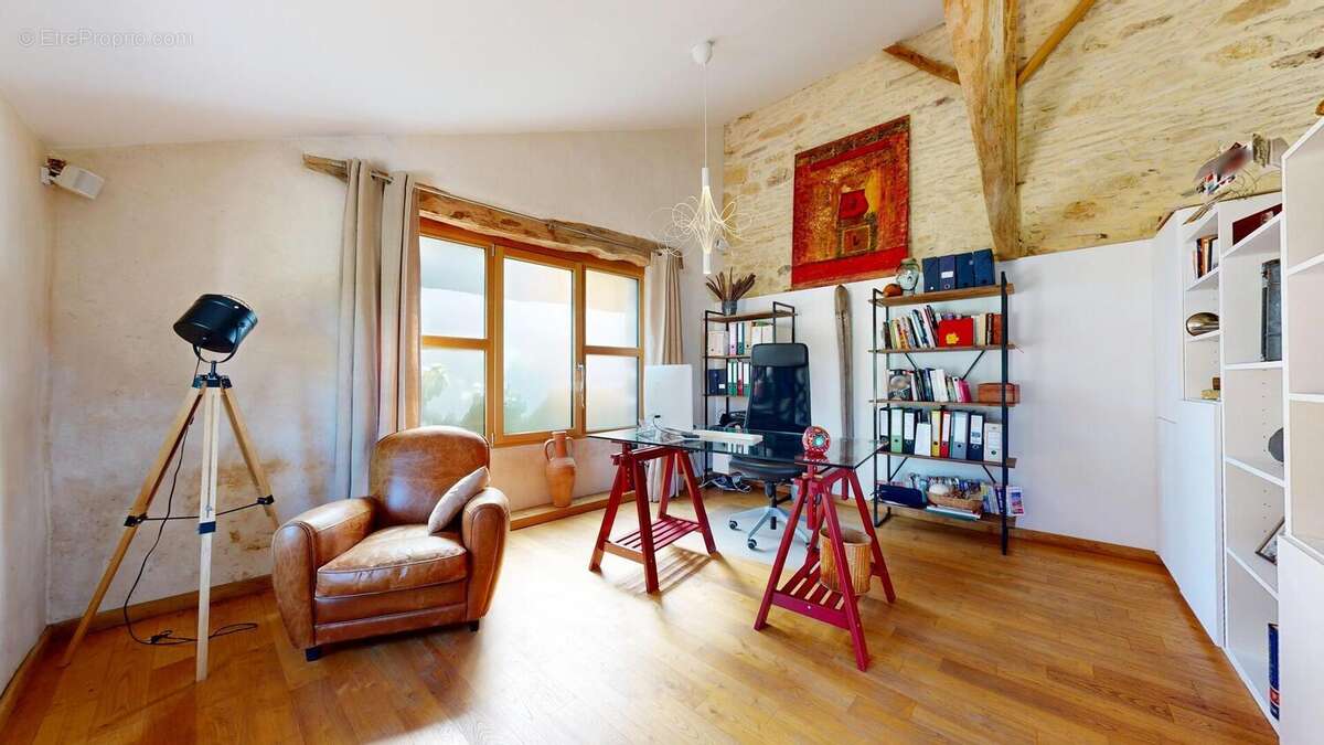 Bureau RDC - Maison à SAINT-CYPRIEN