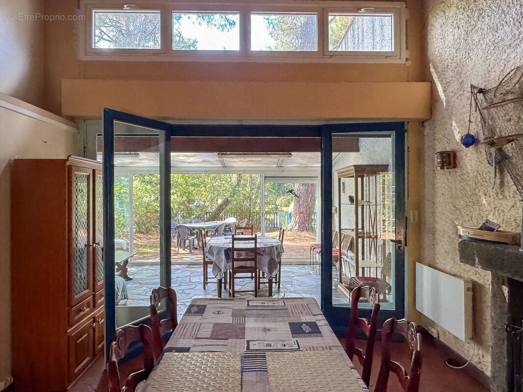 Maison à LES MATHES