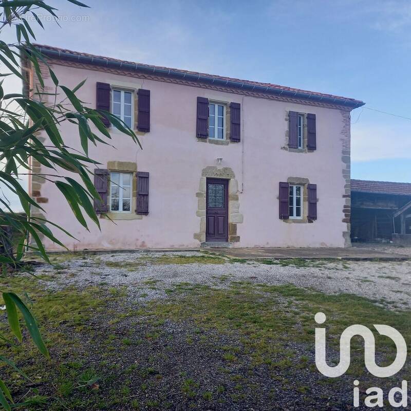 Photo 1 - Maison à SAINT-LOUBOUER
